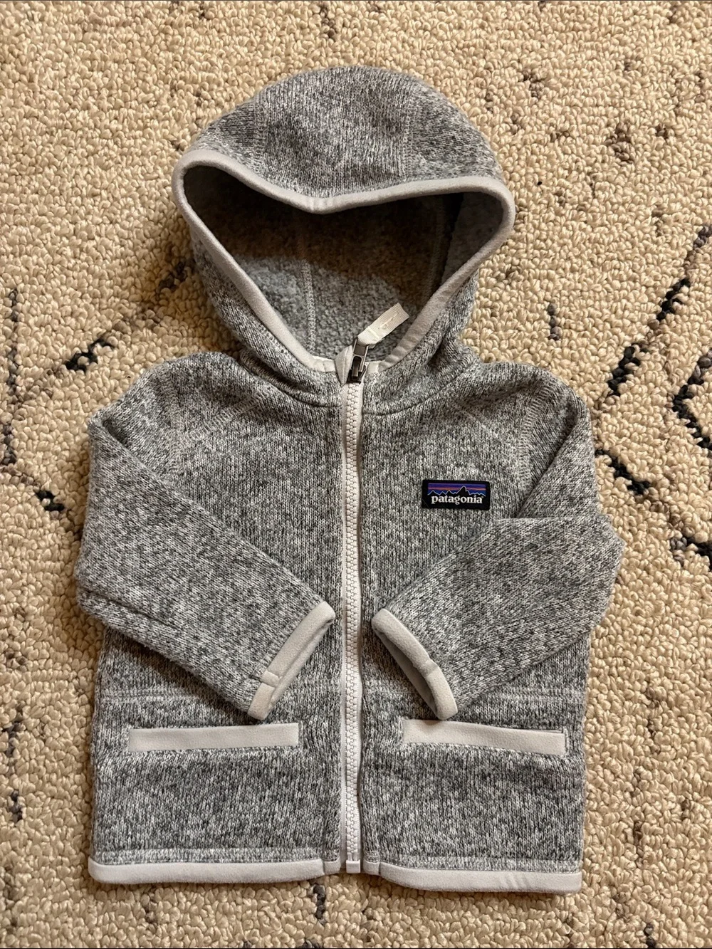 Patagonia baby 3-6 months EUC